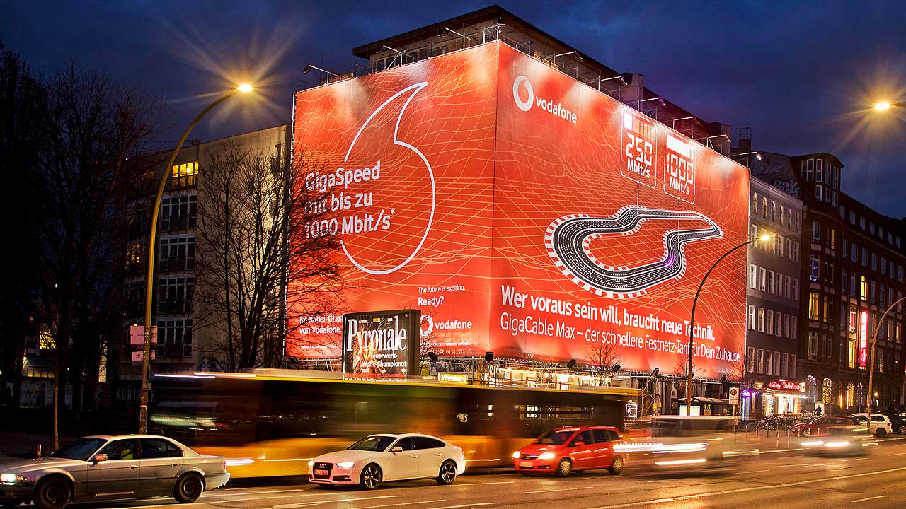 Sonderumsetzung – Vodafone – East Side Gallery in Berlin